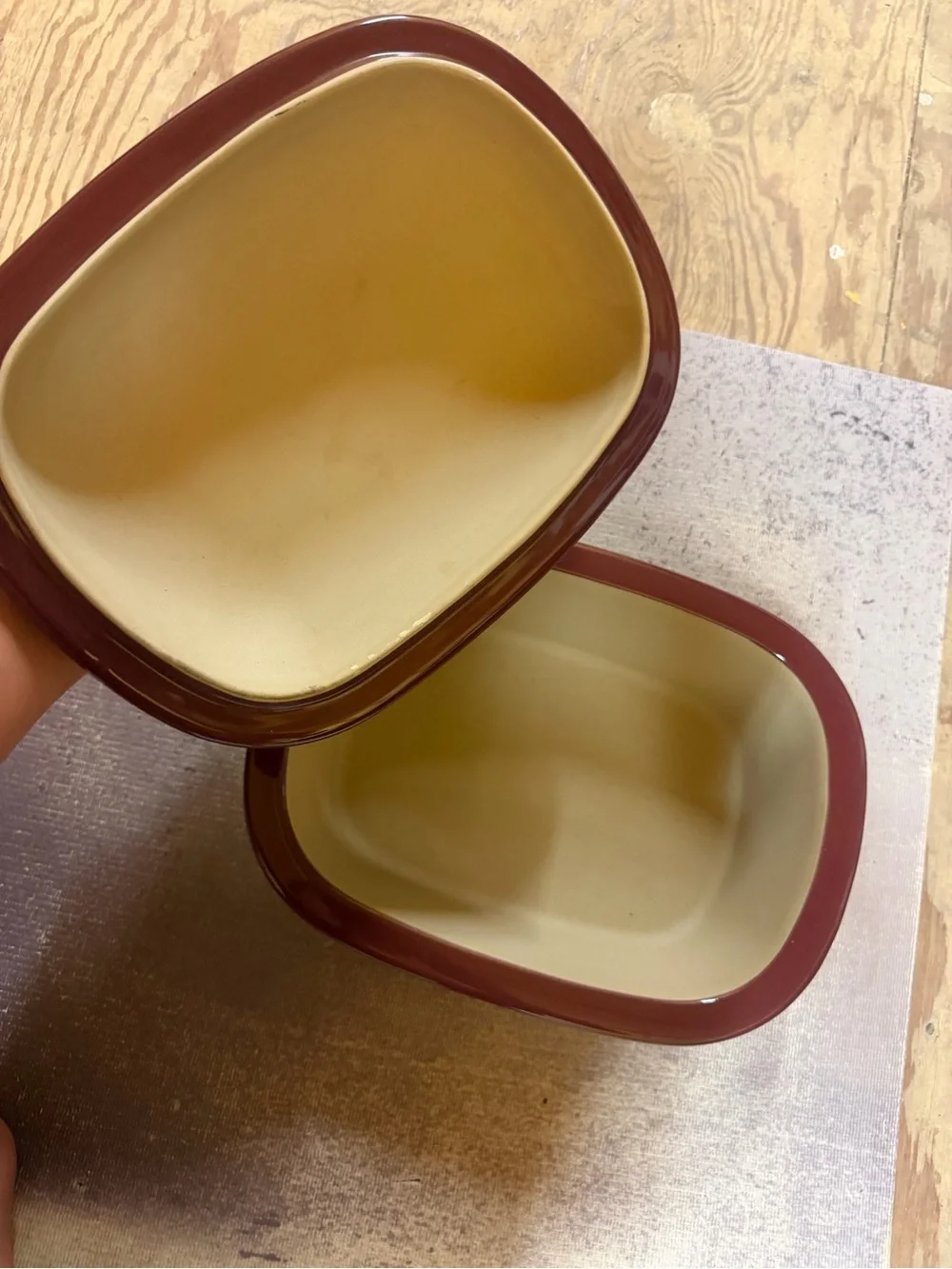 Pampered Chef Deep Covered Baker Cranberry Burgundy Stoneware 3.1 Qt 2101 USA